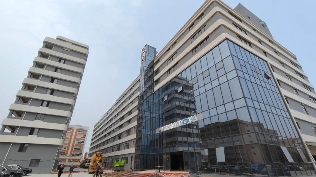 4.世創科技-江門工廠.jpg